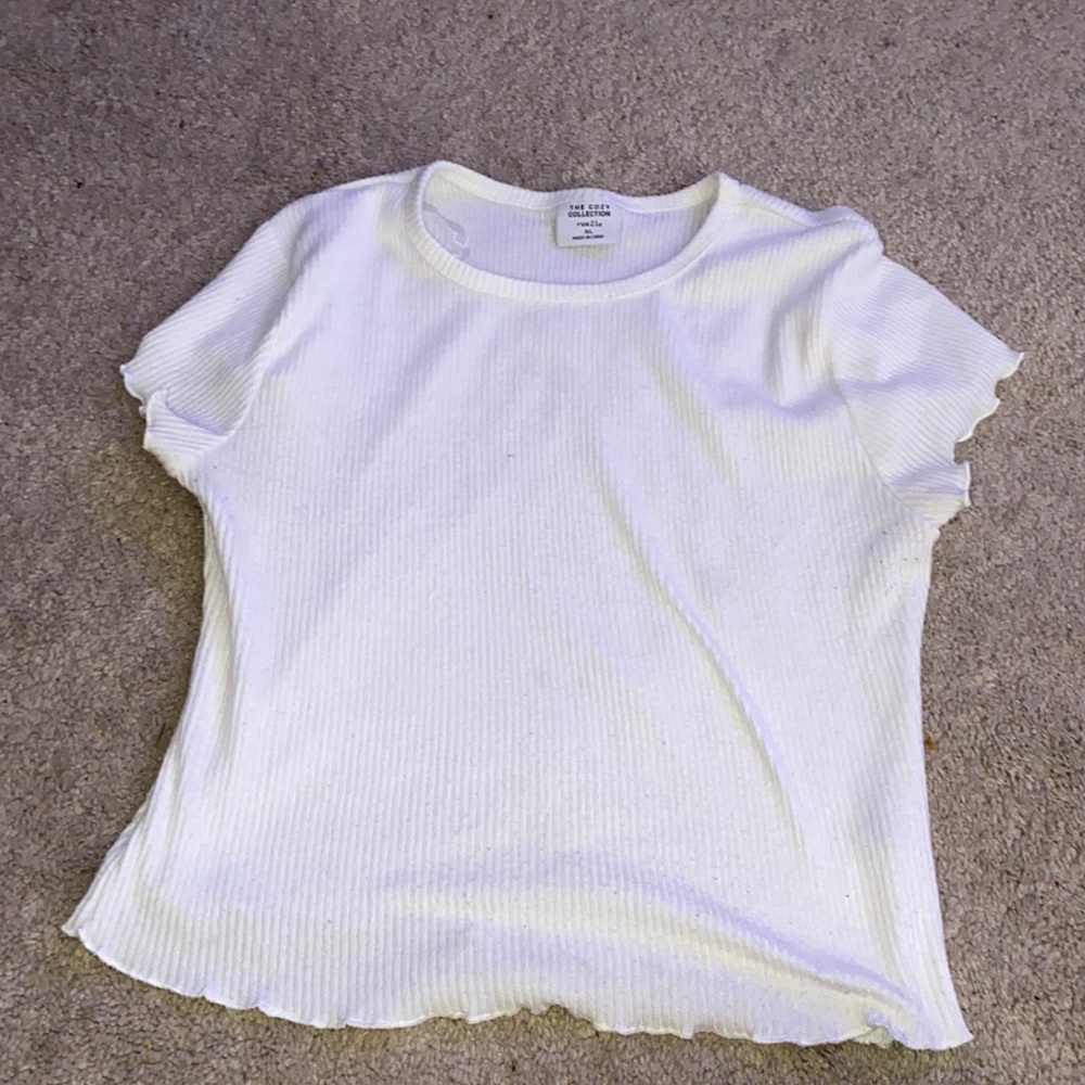 rue 21 women’s XL white crop top